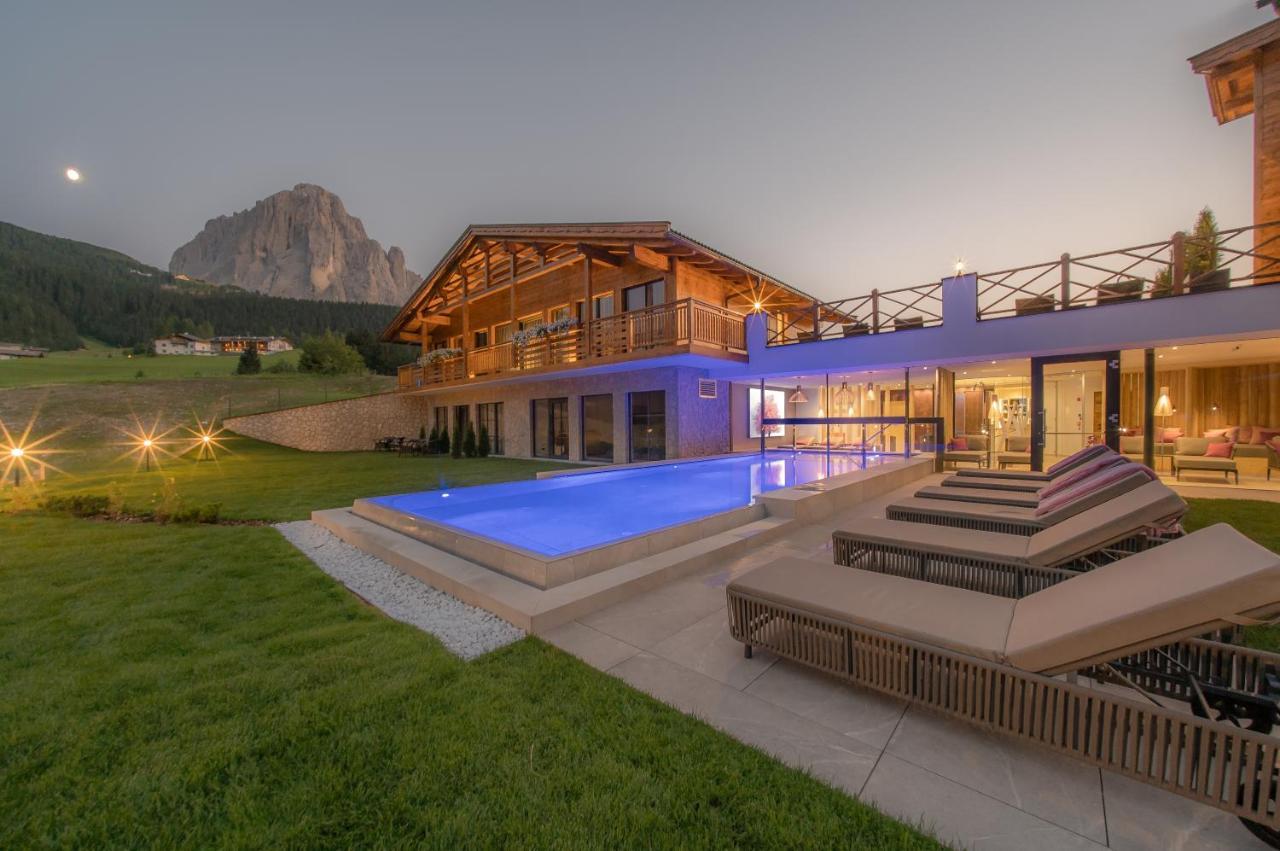 Hotel Rodella Selva di Val Gardena Kültér fotó